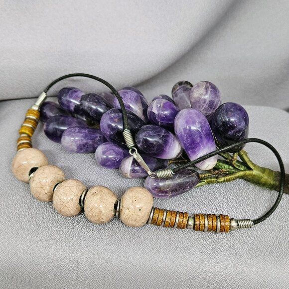 Necklace, Tan Crackle Ceramic Beads, Spacers, Leather Cord, Vintage (80s) - 16" - Picture 6 of 8